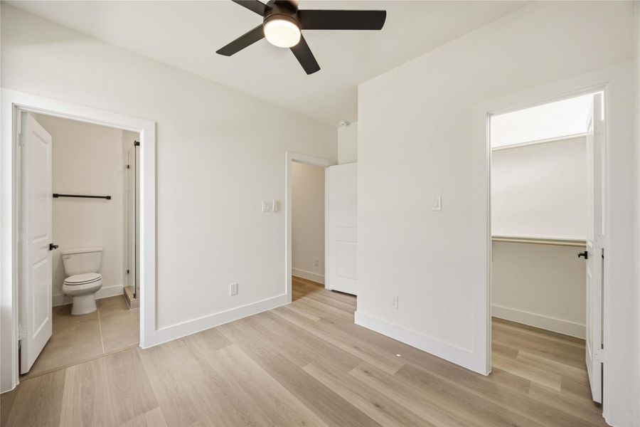 Spacious, unfurnished interior of a new home in , Houston (Image 15).