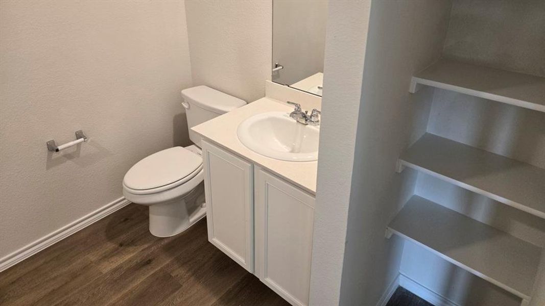 Furnished interior view inside a new home in Hanolley Hills, Sherman (Image 3).