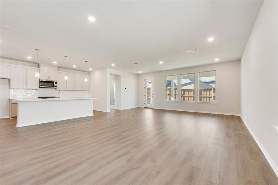 Spacious, unfurnished interior of a new home in Villages of Hurricane Creek, Anna (Image 18). Spacious, unfurnished interior of a new home in Villages of Hurricane Creek, Anna (Image 18).