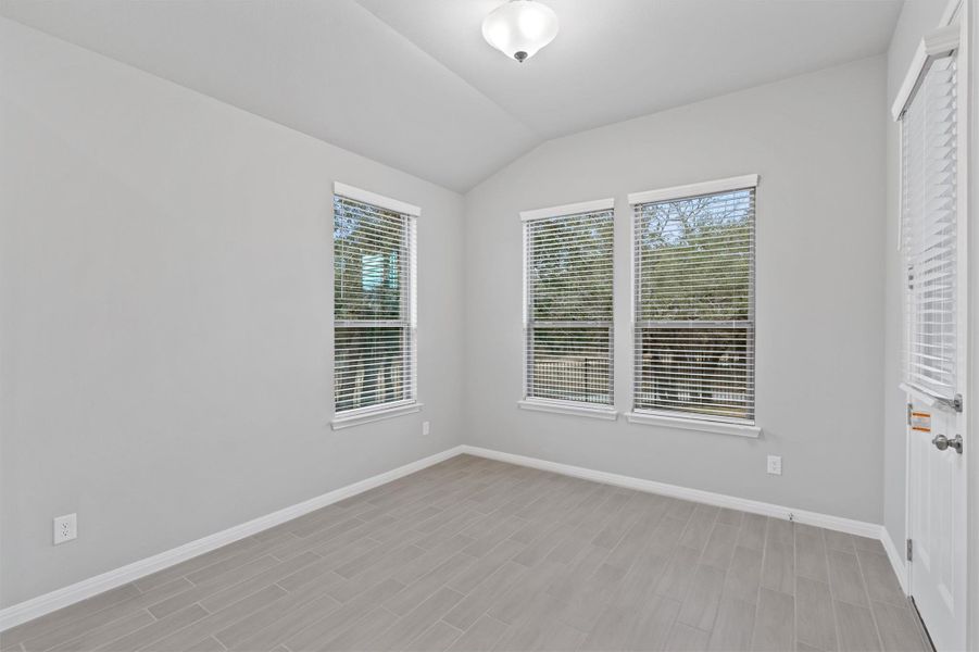 Spacious, unfurnished interior of a new home in Crescent Bluff, Georgetown (Image 23). Spacious, unfurnished interior of a new home in Crescent Bluff, Georgetown (Image 23).