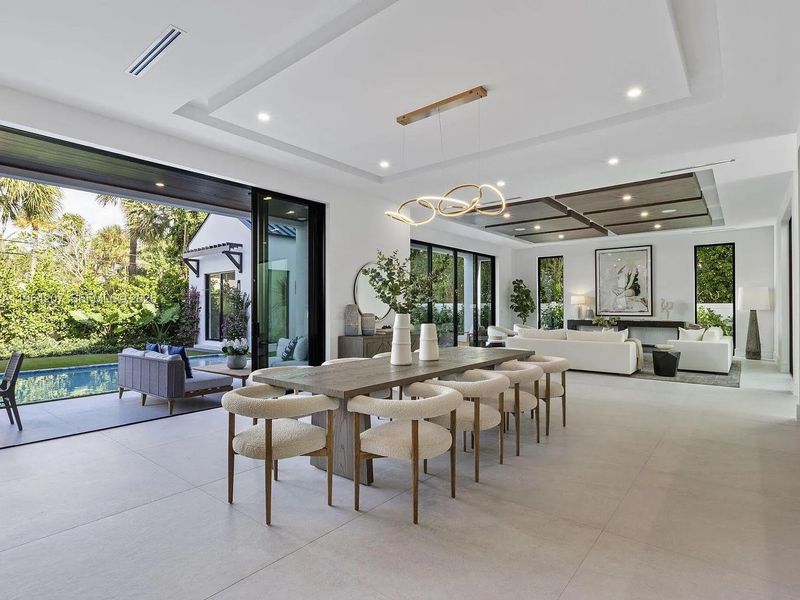 Community amenities in , West Palm Beach (Image 46).