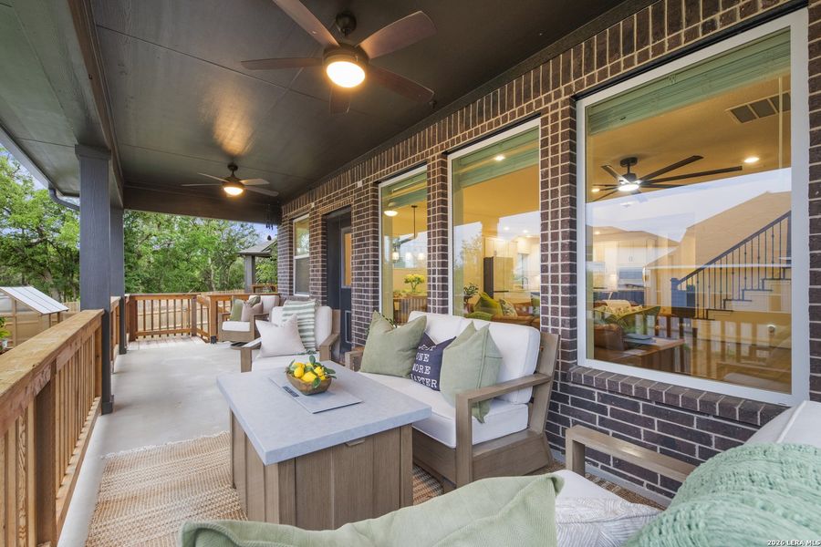Exterior details and patio area of a home in Davis Ranch 50', San Antonio (Image 25).