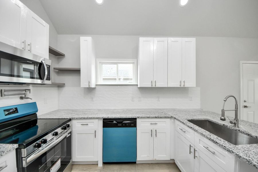 Image 43 of a home in . Image 43 of a home in .