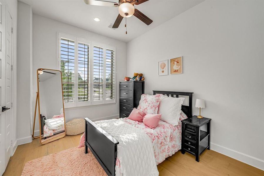 Furnished interior view inside a new home in Fields 50', Frisco (Image 12).