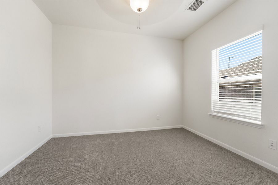 Spacious, unfurnished interior of a new home in Pebblebrook, Sherman (Image 30).