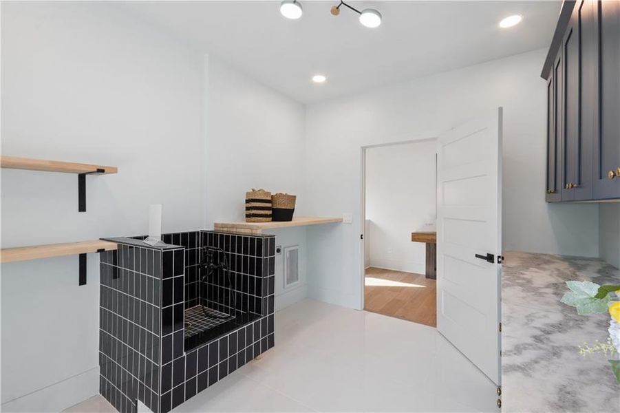 Furnished interior view inside a new home in , Atlanta (Image 29).