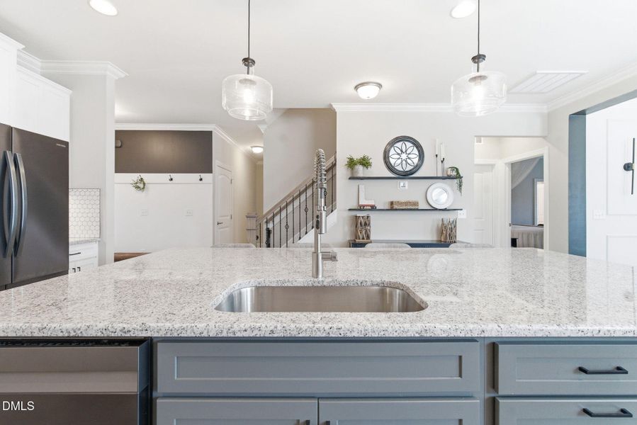 19-web-or-mls-DSC00802 19-web-or-mls-DSC00802