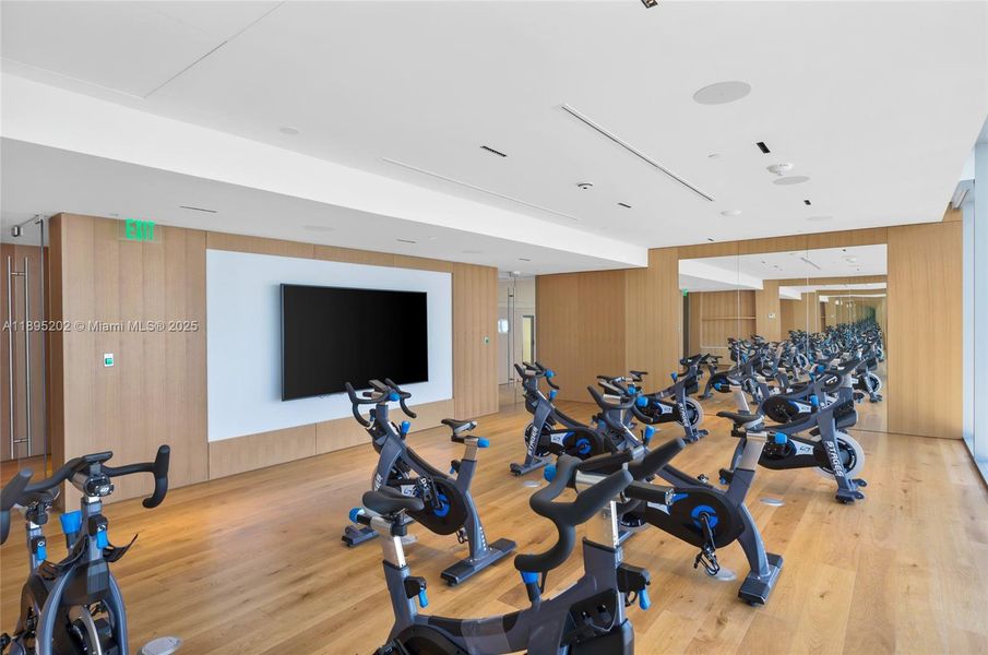 Community amenities in Aston Martin Residences, Miami (Image 44).