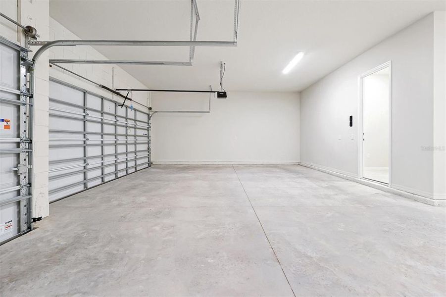 Spacious, unfurnished interior of a new home in , Orlando (Image 19). Spacious, unfurnished interior of a new home in , Orlando (Image 19).