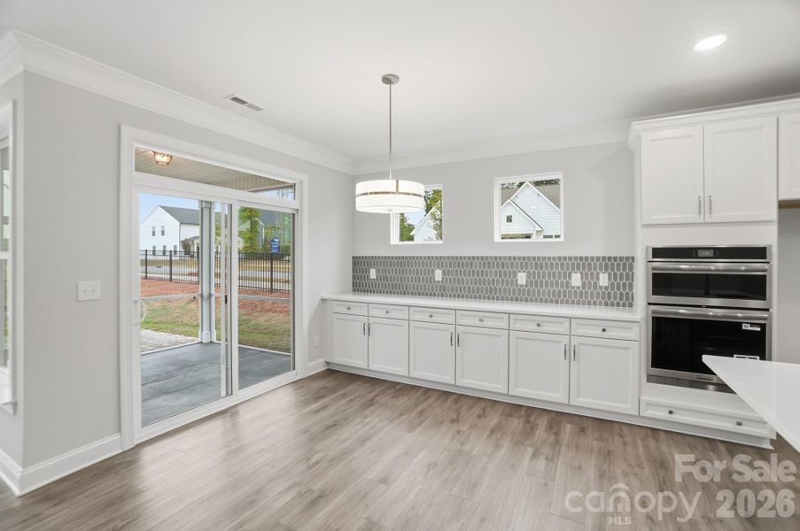 Extended Cabinetry in Breakfast Area