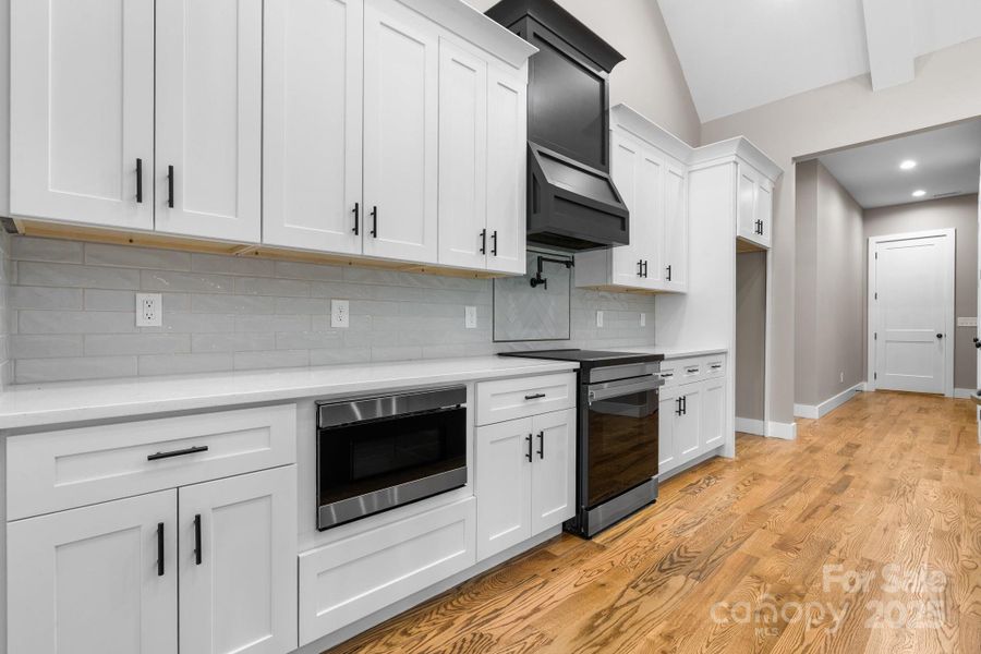 Furnished interior view inside a new home in , Hickory (Image 14).