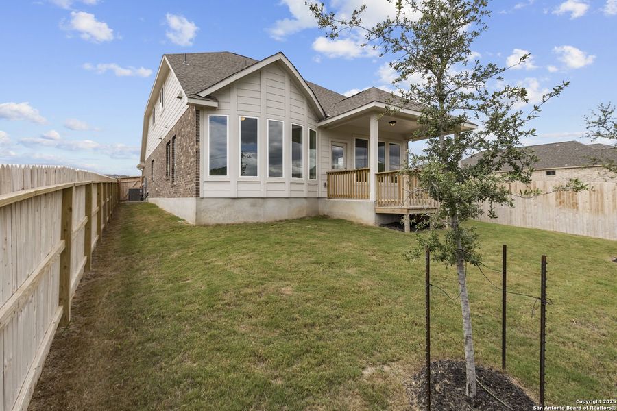 Exterior details and patio area of a home in Ladera, San Antonio (Image 19). Exterior details and patio area of a home in Ladera, San Antonio (Image 19).