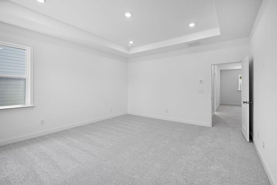 Spacious, unfurnished interior of a new home in Bennett Farm, Loganville (Image 29).
