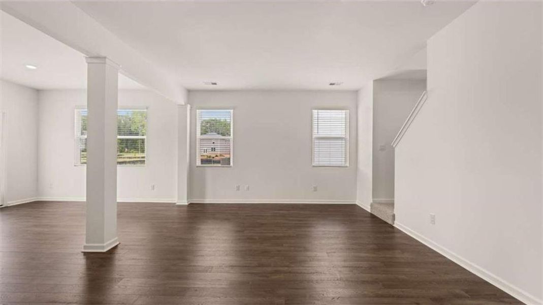 Spacious, unfurnished interior of a new home in Oakchase at Hampton, Hampton (Image 27).