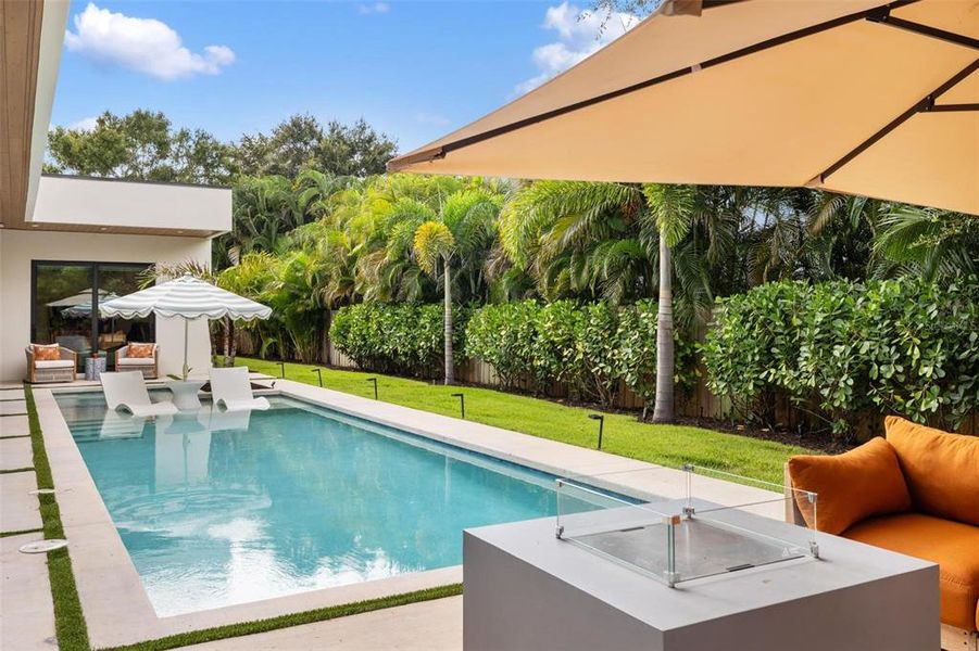 Image 90 of a home in .