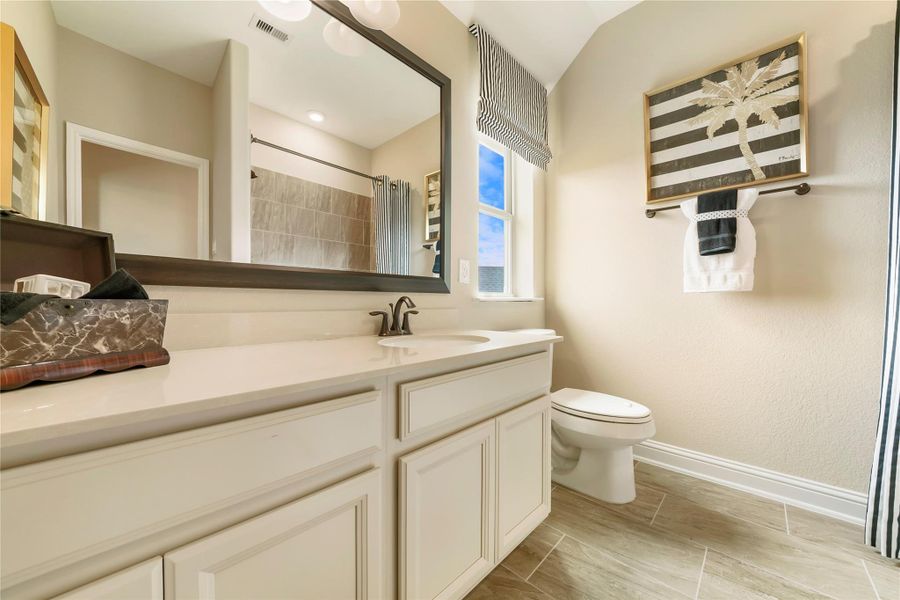 Furnished interior view inside a new home in Valencia: Hilltop Collection, Manvel (Image 24).