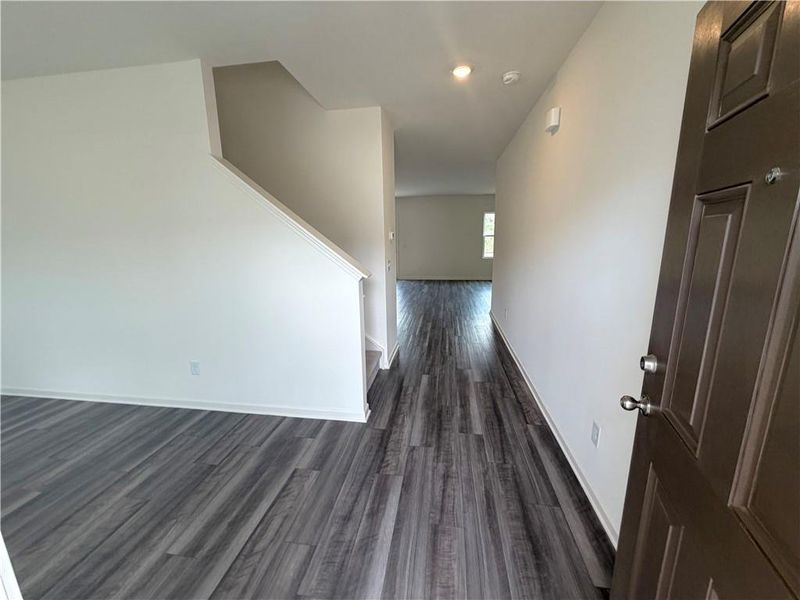 Spacious, unfurnished interior of a new home in Mt. Tabor Ridge, Dallas (Image 19). Spacious, unfurnished interior of a new home in Mt. Tabor Ridge, Dallas (Image 19).