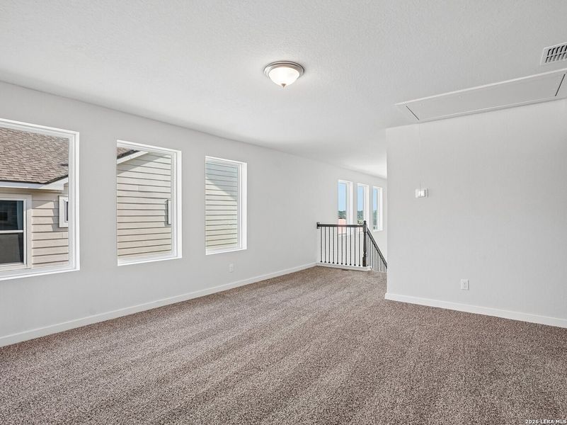 Spacious, unfurnished interior of a new home in , San Antonio (Image 28).