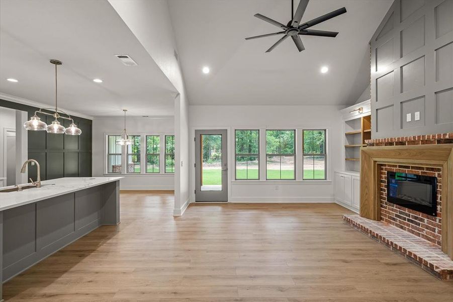 Image 38 of a home in .