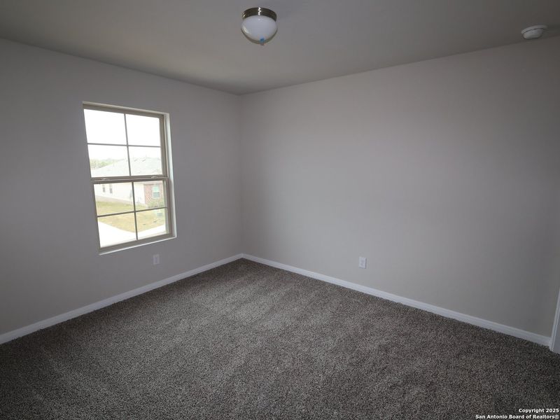 Spacious, unfurnished interior of a new home in Agave, San Antonio (Image 33).