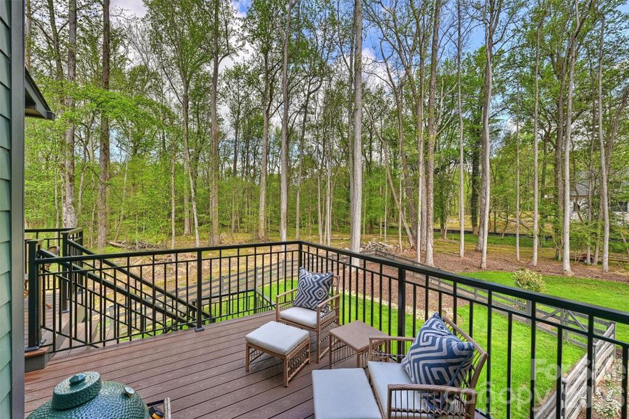Exterior details and patio area of a home in , Charlotte (Image 25).