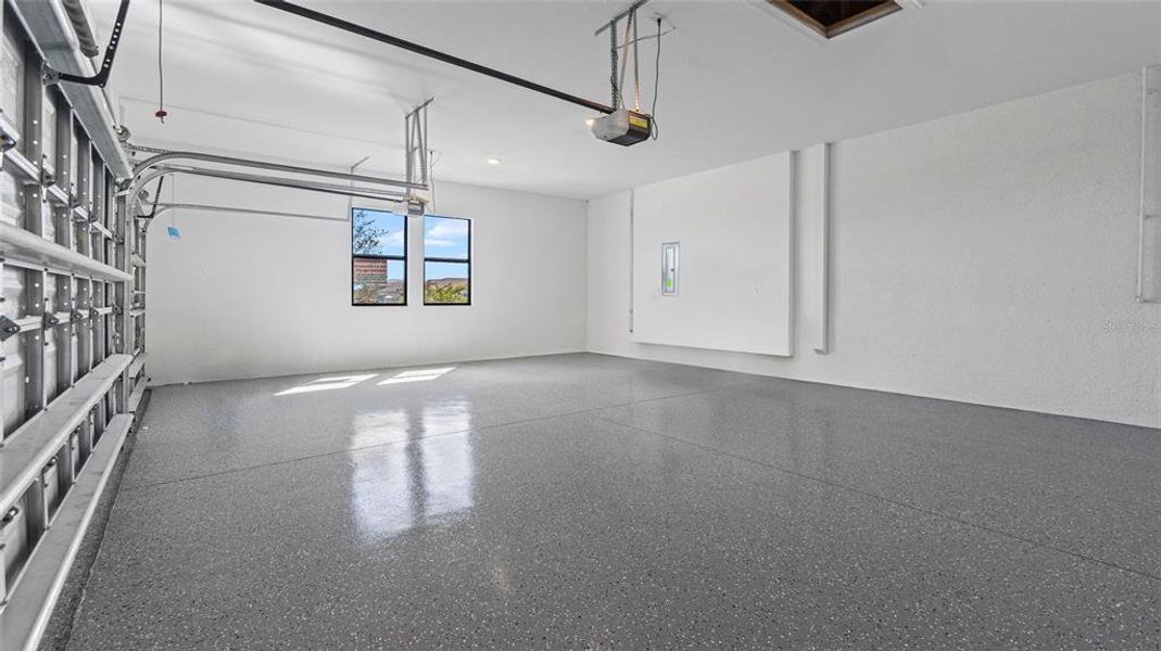 Spacious, unfurnished interior of a new home in Cresswind Lakewood Ranch, Lakewood Ranch (Image 27).