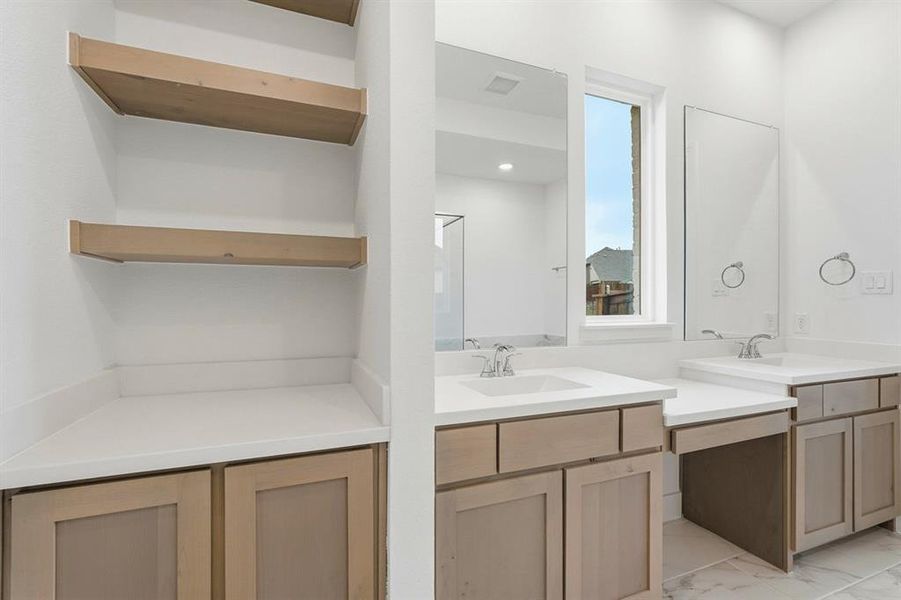 Image 29 of a home in Devonshire.