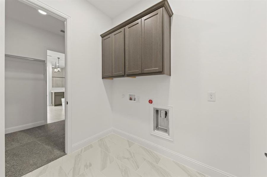 20. 2105 Clairmount - Utility