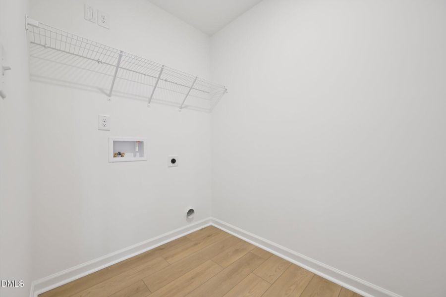 34-web-or-mls-Salers Loop-S1902-034