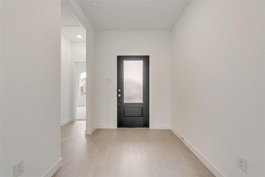 Spacious, unfurnished interior of a new home in Reatta Ridge: Classic Collection, Justin (Image 19). Spacious, unfurnished interior of a new home in Reatta Ridge: Classic Collection, Justin (Image 19).