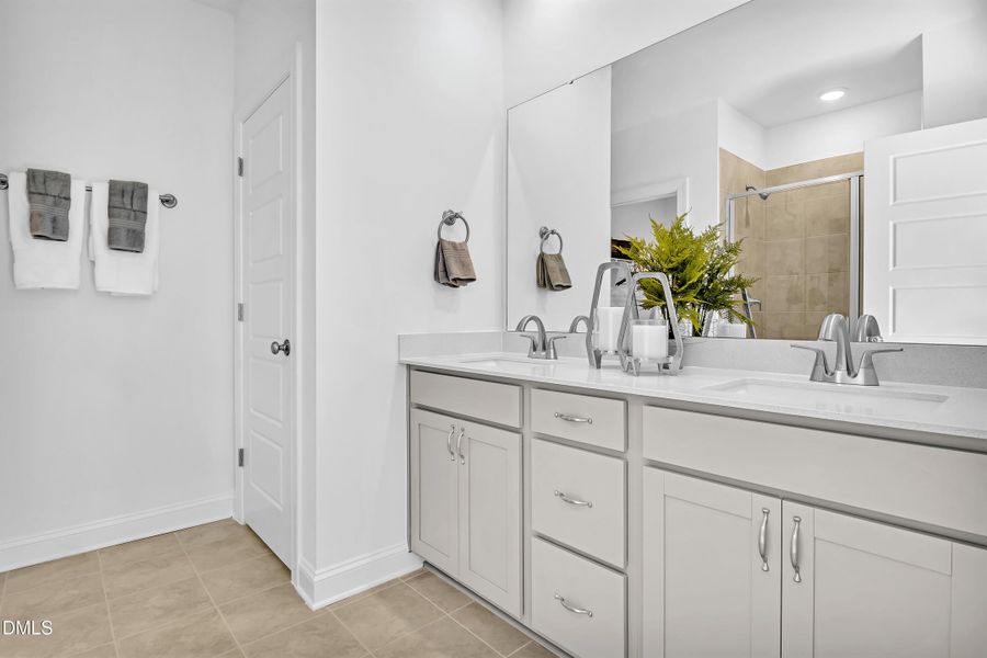 P_RAL_TWW_Tessa_Model_INT_PBTH