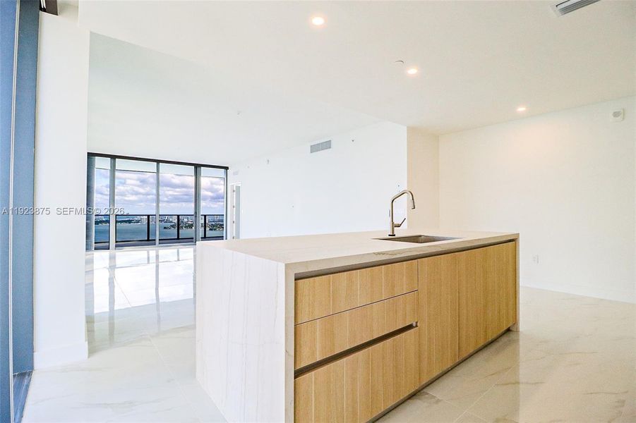 Image 79 of a home in .