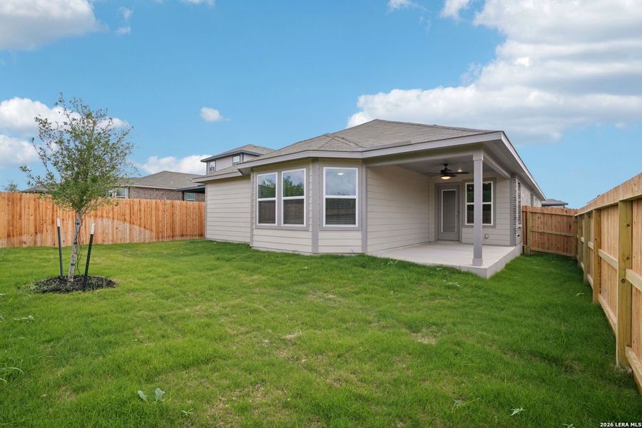 Exterior details and patio area of a home in Sagebrooke - Premier Series, San Antonio (Image 4).