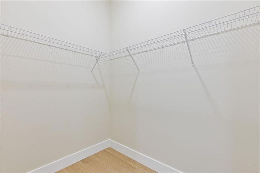 Spacious, unfurnished interior of a new home in , Atlanta (Image 28).