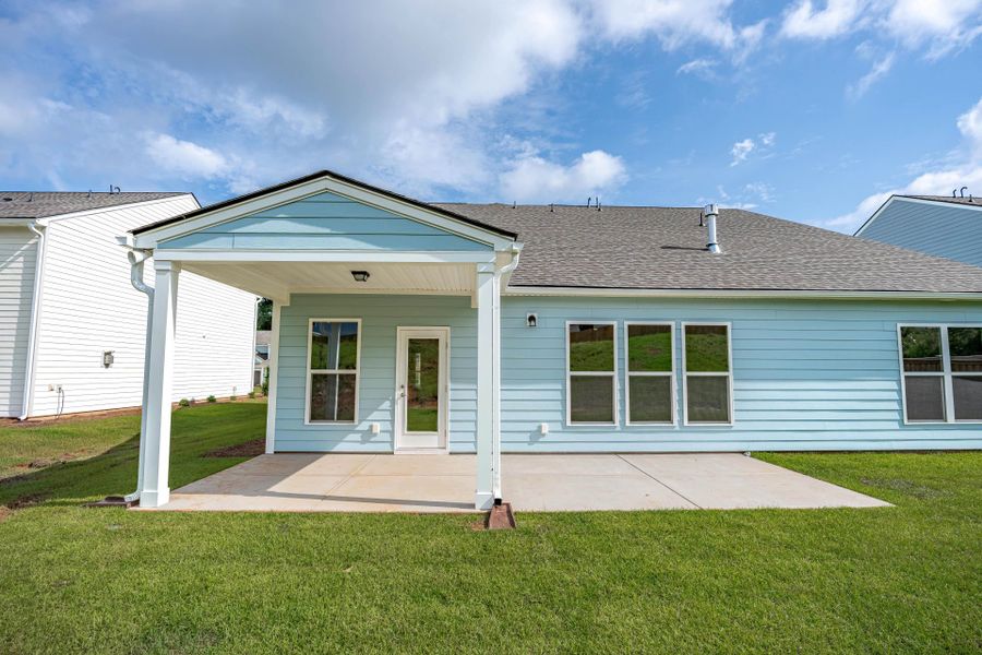 Exterior details and patio area of a home in Carriage Estates, Lexington (Image 3).