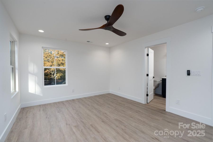 Spacious, unfurnished interior of a new home in , Kannapolis (Image 16). Spacious, unfurnished interior of a new home in , Kannapolis (Image 16).