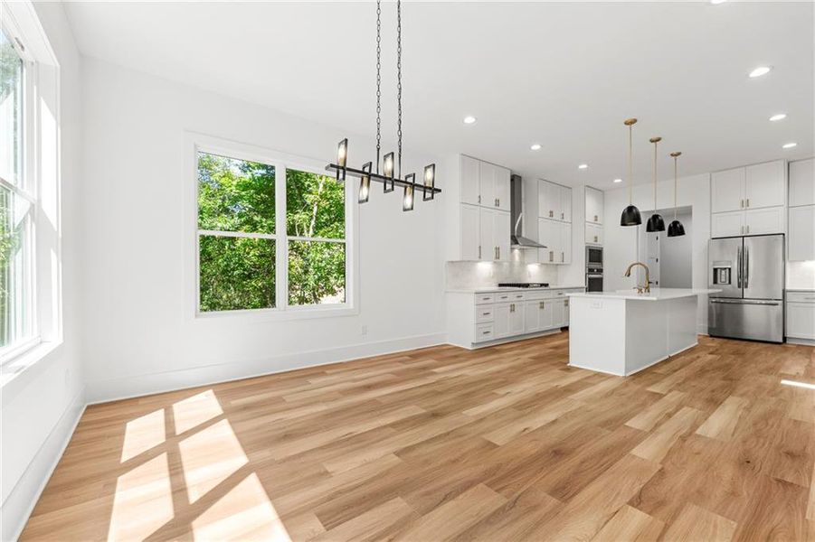 Spacious, unfurnished interior of a new home in , Jefferson (Image 21).