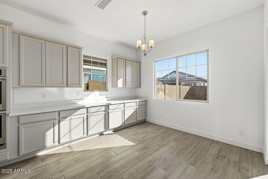 hj-az-phoenix-ellsworth-ranch-landmark-r hj-az-phoenix-ellsworth-ranch-landmark-r