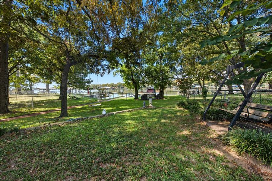 Natural landscape and outdoor views near in Mabank (Image 17). Natural landscape and outdoor views near in Mabank (Image 17).
