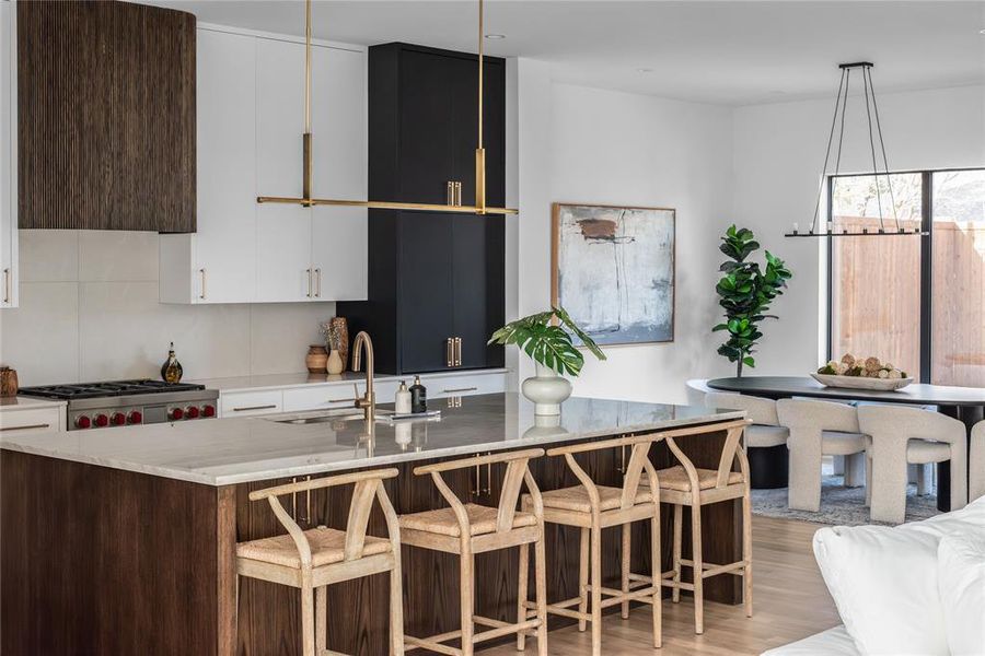 Furnished interior view inside a new home in , Dallas (Image 14).