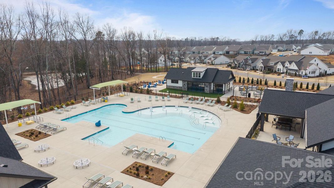 Community amenities in Encore at Streamside - Classic Series, Waxhaw (Image 33).