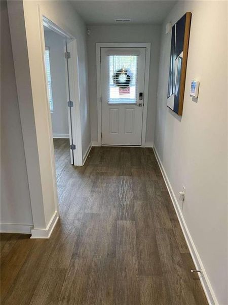 Spacious, unfurnished interior of a new home in Twin Oaks, Villa Rica (Image 11).