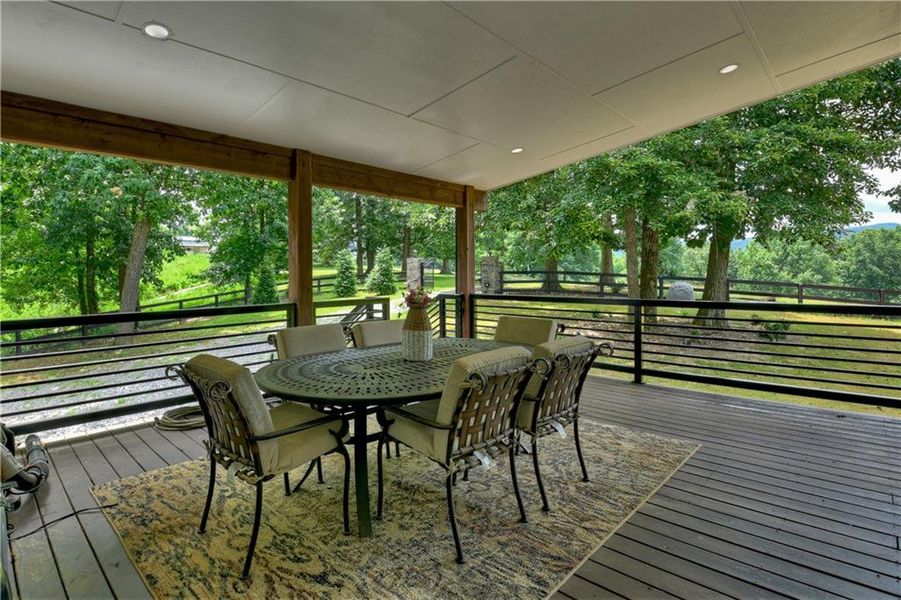 Community amenities in , Ellijay (Image 109). Community amenities in , Ellijay (Image 109).