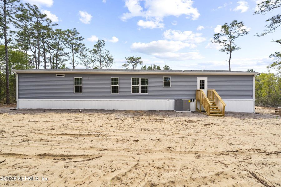 Exterior details and patio area of a home in , Hawthorne (Image 27).
