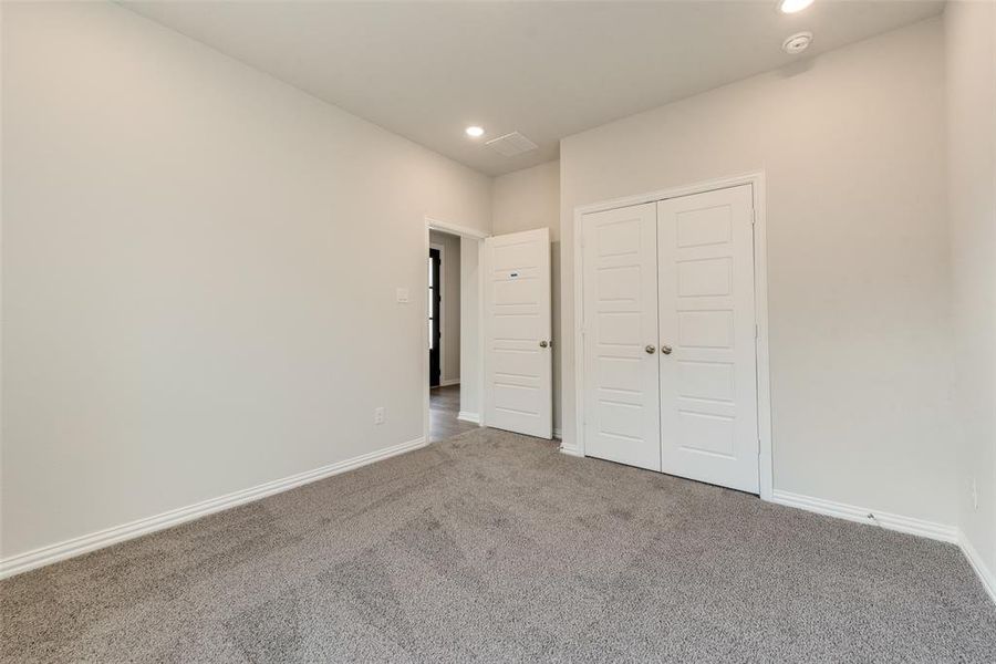 Spacious, unfurnished interior of a new home in Sutton Fields, Celina (Image 36).