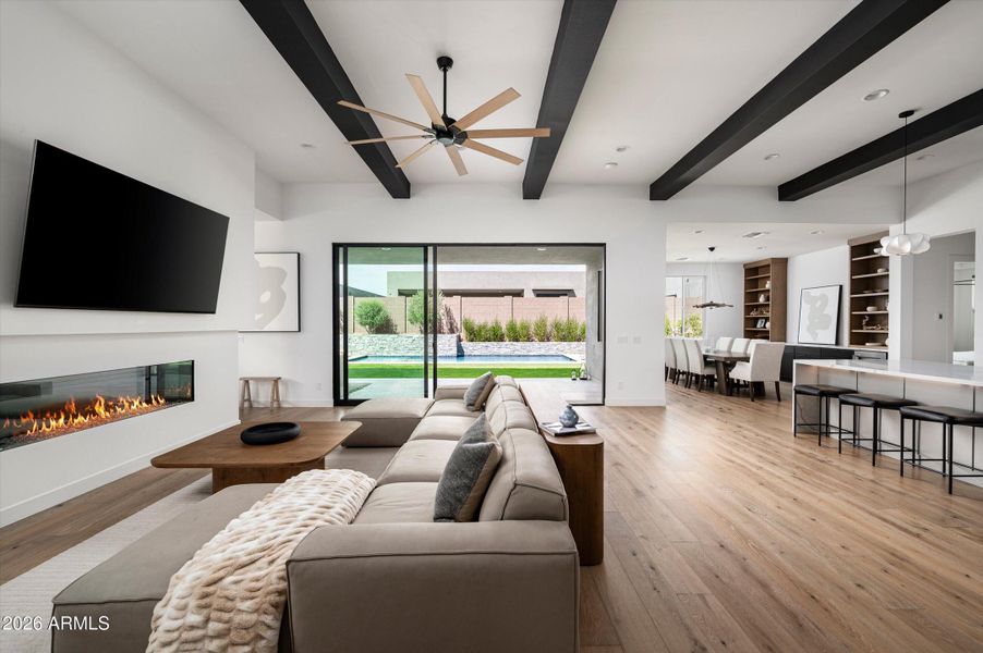 07-5724EMouraDr-7 07-5724EMouraDr-7