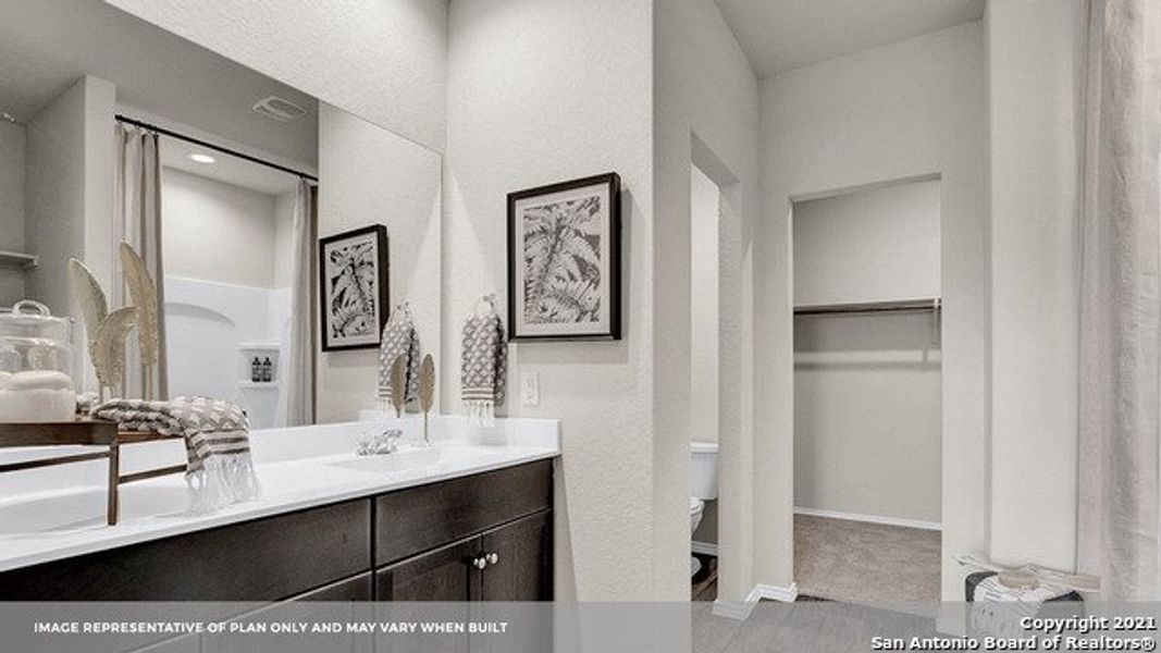 Furnished interior view inside a new home in Arroyo Ranch, Seguin (Image 12). Furnished interior view inside a new home in Arroyo Ranch, Seguin (Image 12).