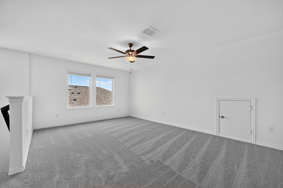 Spacious, unfurnished interior of a new home in Parks at Foster Crossing, Anna (Image 25). Spacious, unfurnished interior of a new home in Parks at Foster Crossing, Anna (Image 25).