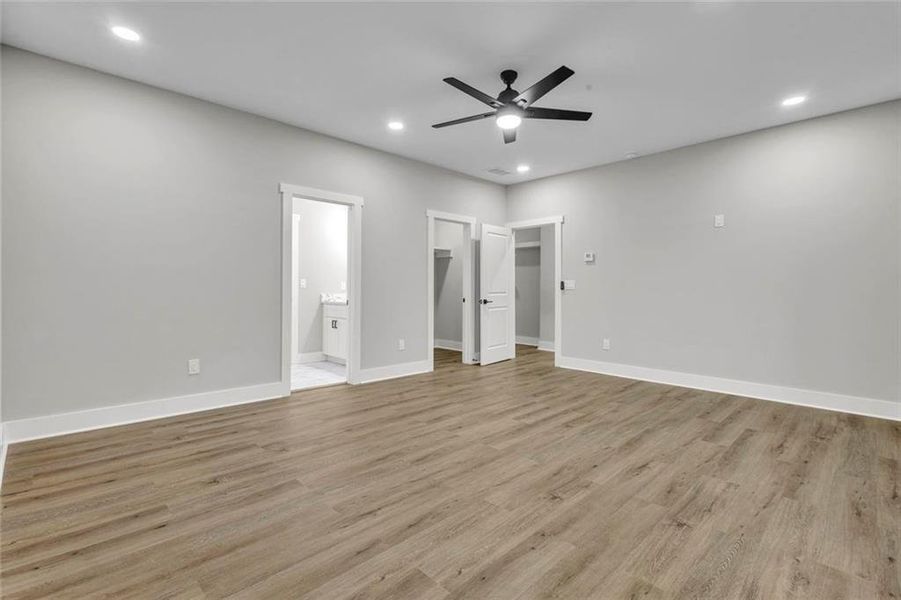 Spacious, unfurnished interior of a new home in , Fairburn (Image 27).