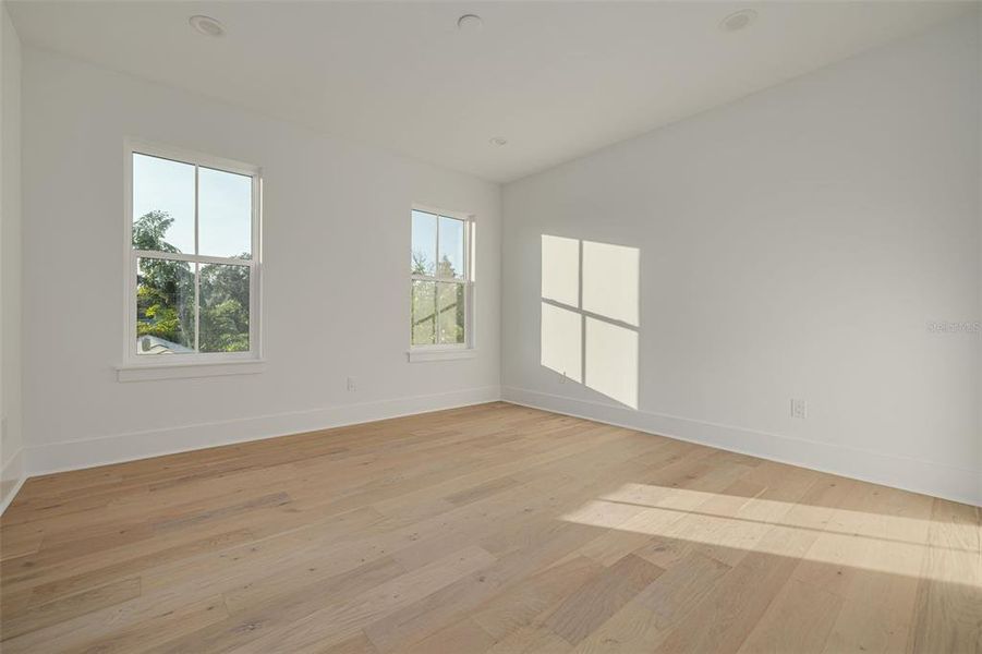 Spacious, unfurnished interior of a new home in , St. Petersburg (Image 19). Spacious, unfurnished interior of a new home in , St. Petersburg (Image 19).
